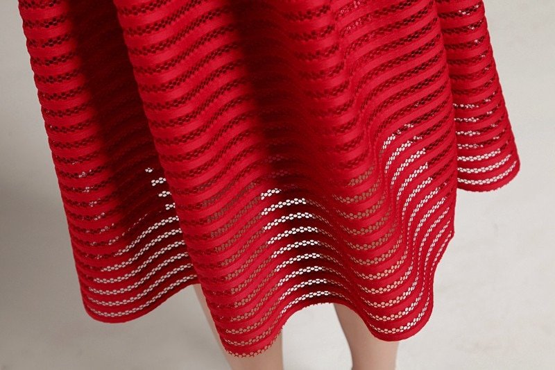 Longue jupe rouge unie, grande taille, Style Vintage, jupes pour femmes, décontractées, ajouré, duveteux, plissée, robe de bal, été, 2021