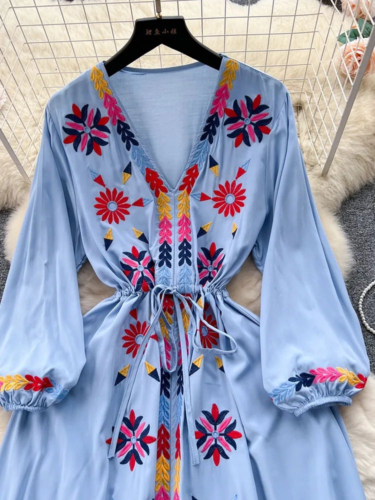 Women Spring Summer Vestidos French Sweet Embroidered V-Neck Drawstring Waist Wrap Retro Ethnic Style Fake Big Swing Dress D5823