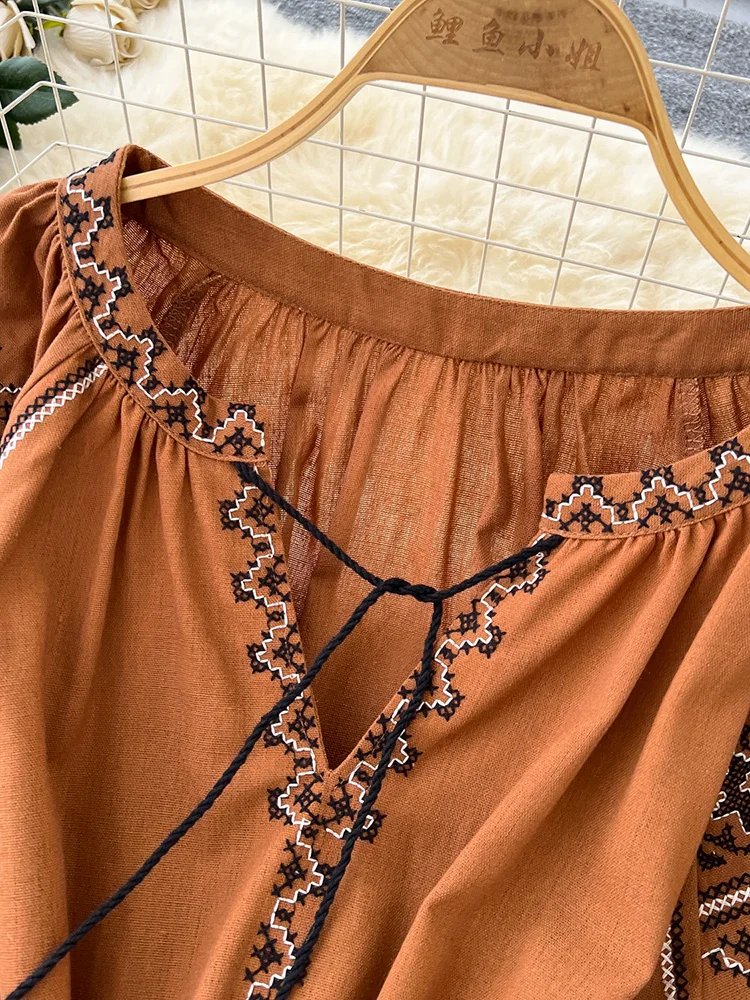 Bohemian Retro Ethnic Style Dress Women's New Spring Autumn Embroidered Lace Up Lantern Sleeves Waist Cinching Long Dress A155