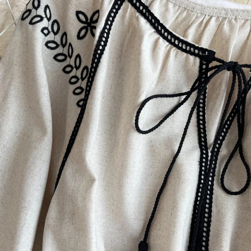 Colored Cotton Retro Ethnic Sle Embroidered Belted Round Ne Lantern Sve Dr Women's New 2025 A-Line Long Dr Korean Sle Commute