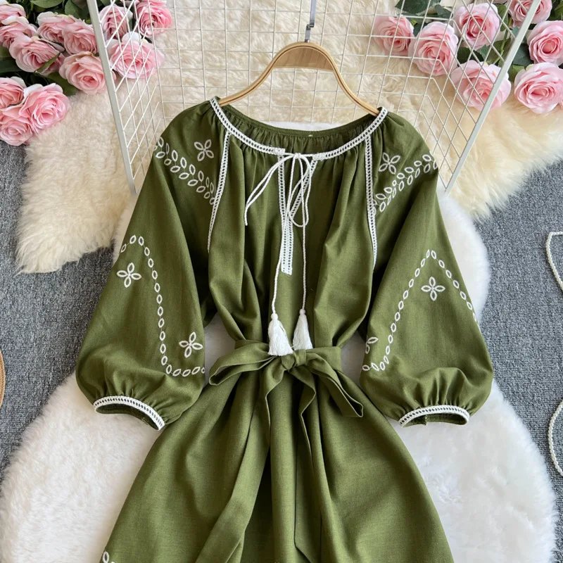 Colored Cotton Retro Ethnic Sle Embroidered Belted Round Ne Lantern Sve Dr Women's New 2025 A-Line Long Dr Korean Sle Commute