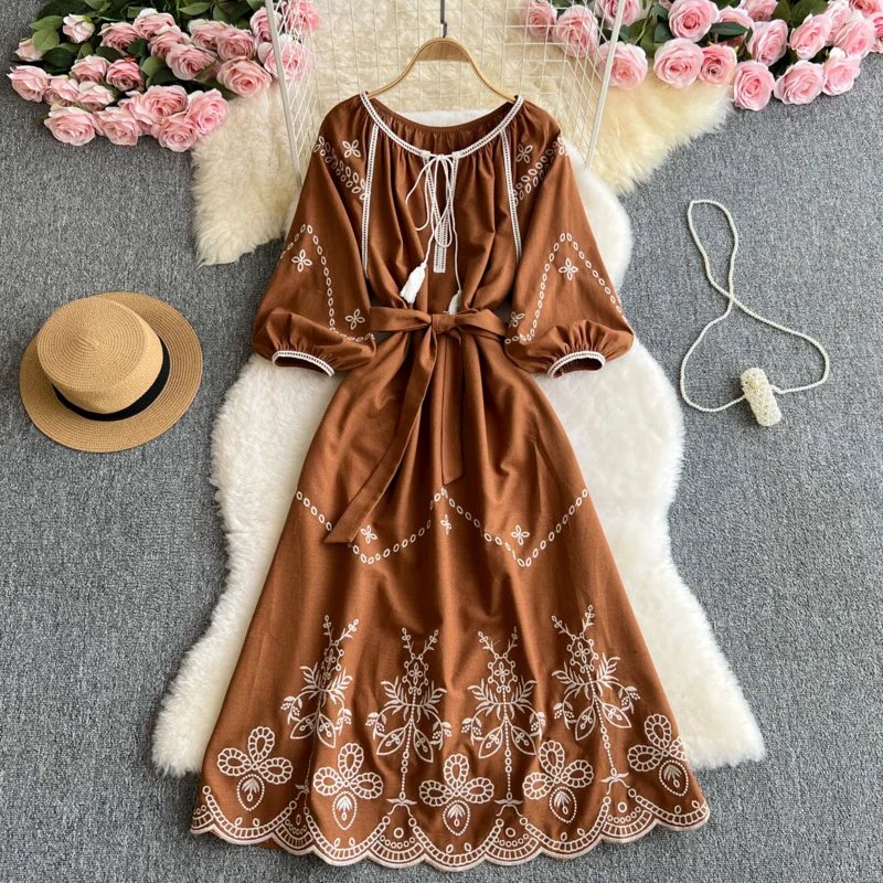 Colored Cotton Retro Ethnic Sle Embroidered Belted Round Ne Lantern Sve Dr Women's New 2025 A-Line Long Dr Korean Sle Commute